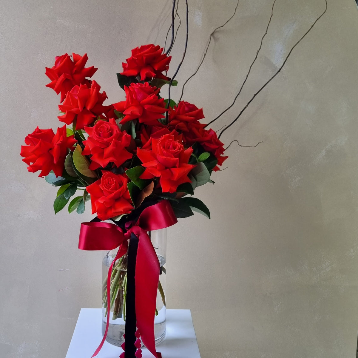 Romance  - One Dozen Red Roses Valentines Day