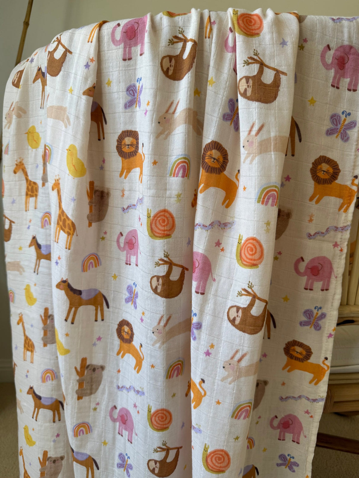 Animal Friends 🦒🐨 Baby Muslin Swaddle
